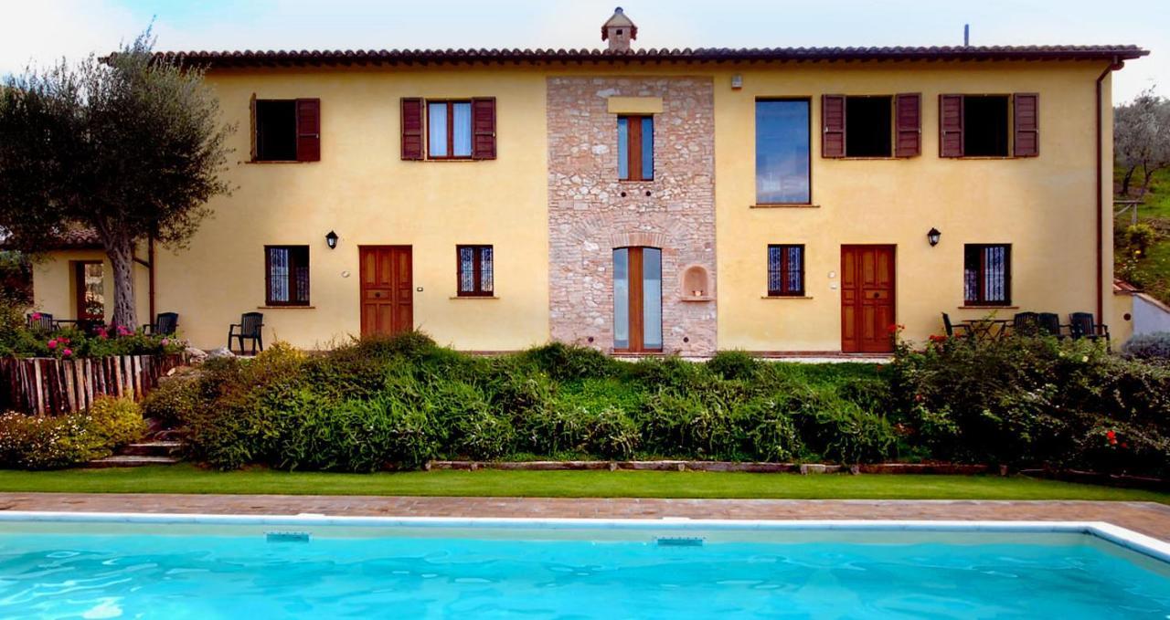 Agriturismo Fiordaliso Trevi Esterno foto