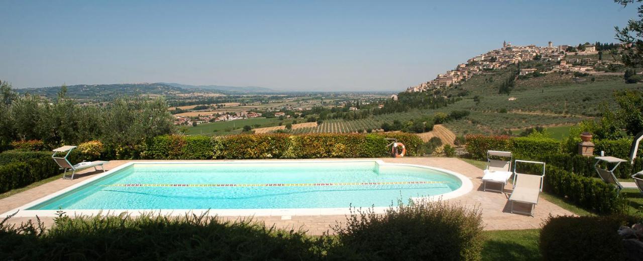Agriturismo Fiordaliso Trevi Esterno foto
